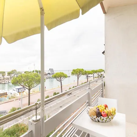 Cozy With Sea View - Beahost Apartment Lignano Sabbiadoro